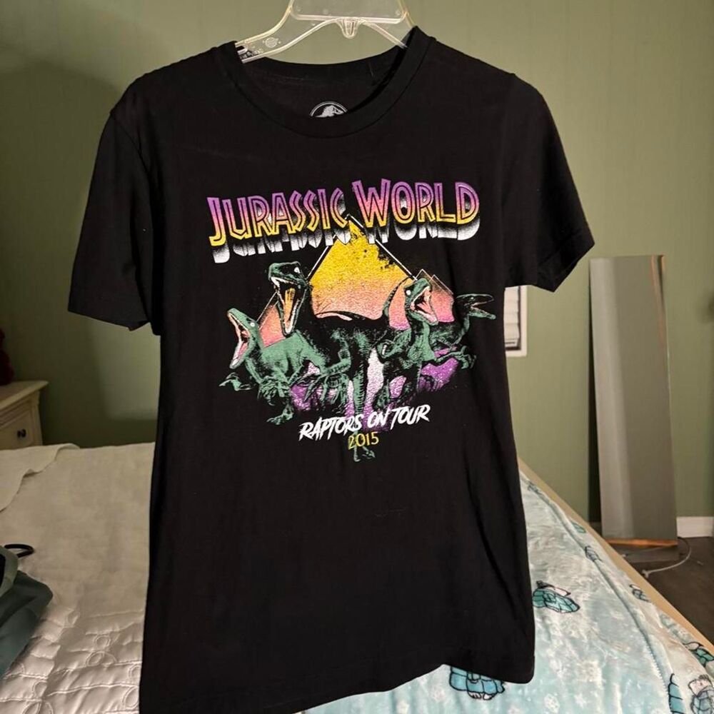 Universal Studios Jurassic Park tee